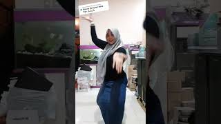 Download lagu TALAK TILU // Neng Iteung // Pongdut #jaipong # #pongdut #talaktilu #short mp3
