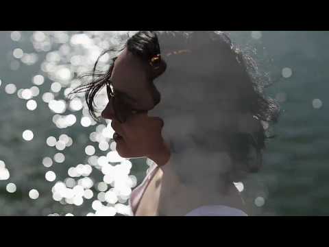 Las Kellies - Closer (Official Video)