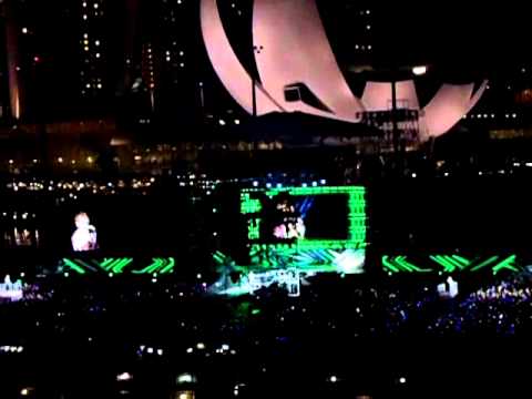 [Fancam] SMTOWN in Singapore - Key + Kris + Amber - Like a G6.flv