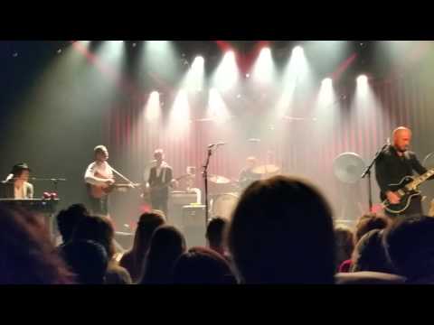 Douwe Bob - Hollywood ( Concert 24-10-2015 @ De Oosterpoort, Groningen )