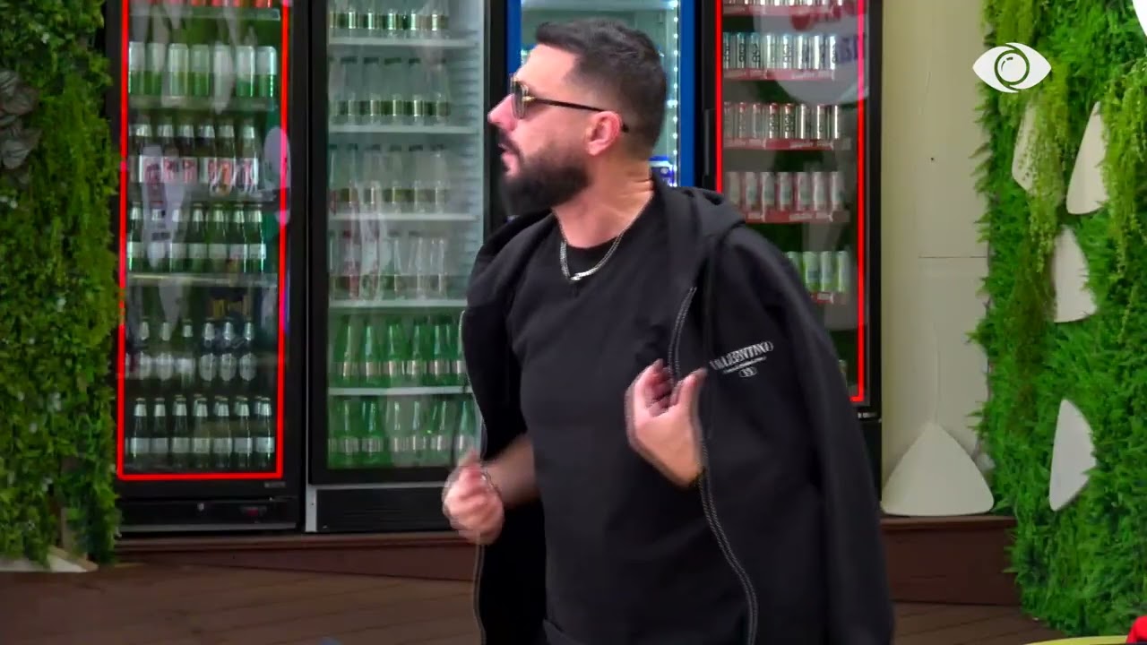 “Mos fol më me mua, e paedukatë”/ Miri-Selin: Do mbash përgjegjësi për këto që thua