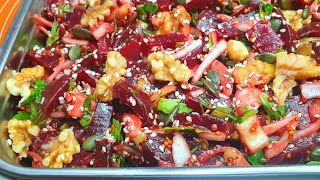 בקלי קלות- סלט סלק  לפסח טבעוני (ליהי קרויץ - מטבח בקלי קלות) - התמונה מוצגת ישירות מתוך אתר האינטרנט יוטיוב. זכויות היוצרים בתמונה שייכות ליוצרה. קישור קרדיט למקור התוכן נמצא בתוך דף הסרטון