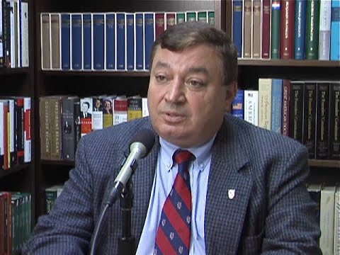 Former Gorbachev adviser Yuri Maltsev discusses 'curse' of Russia's natural resources in 2013