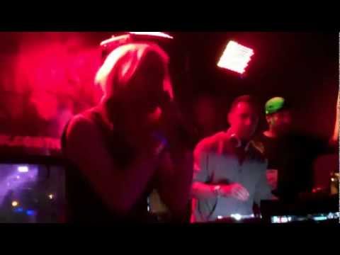 Goldillox & Seth Vogt - Live performance of Under This feat. Golidllox "Blow Your Mind"