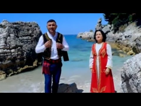 Voçi & Monteljo - Si Mjalti Dashuria Video