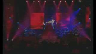 Rihanna - Question Existing [ LIVE IN MANCHASTER] [ HD]