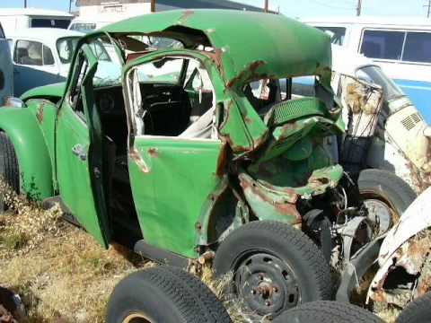 VW Beetle wrecks and crashes