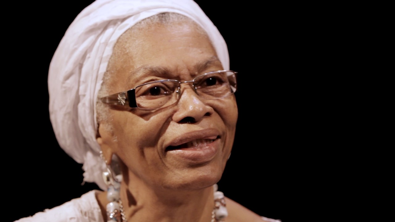 EQUEDE SINHA - A Mãe de Todos.