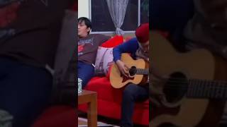 Download lagu Kombinasi Bermain Gitar Dan Sinden Sunda, Tingkah Lucu Sule #shorts #shortshiburan mp3