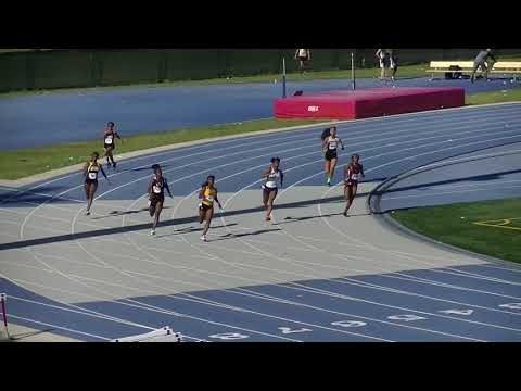 Girls 200 Meter Dash Heat 8 Prelim Sam Burley Hall of Fame - 3/2/2019