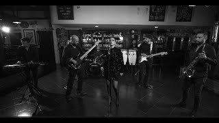 Luz Santander - Smooth Operator (Cover) Cover: Sade - Autor: Ray St. John/Sade