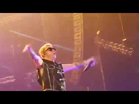 Salmo x Fisher - Ho paura di uscire (live Bologna 16/03/2019)