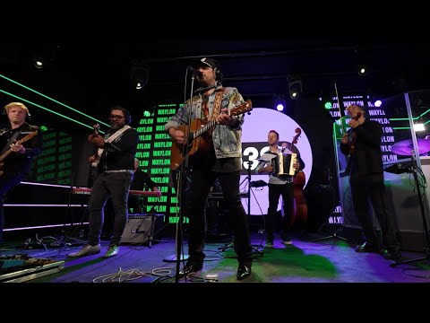 Waylon ft. Dwayne Verheyden - All you ever do is bring me down @ Radio 538