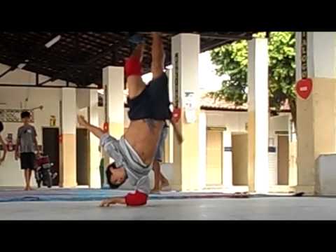 Bboy Cheste ! Tricks & Combos 2013 Practicing