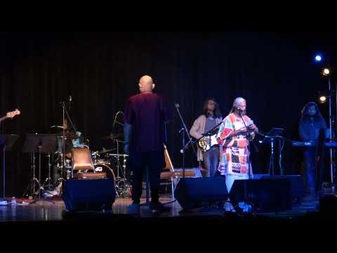 Bonnie Chakraborty and Kartik Das-- Kallol Durga Pujo 2018 part 1