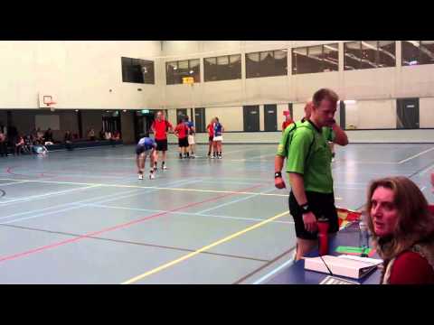 R02 19-11-2011 OVERGANGSKLASSE C 2011-2012 Triaz 1 - Avanti 1 (19-30)