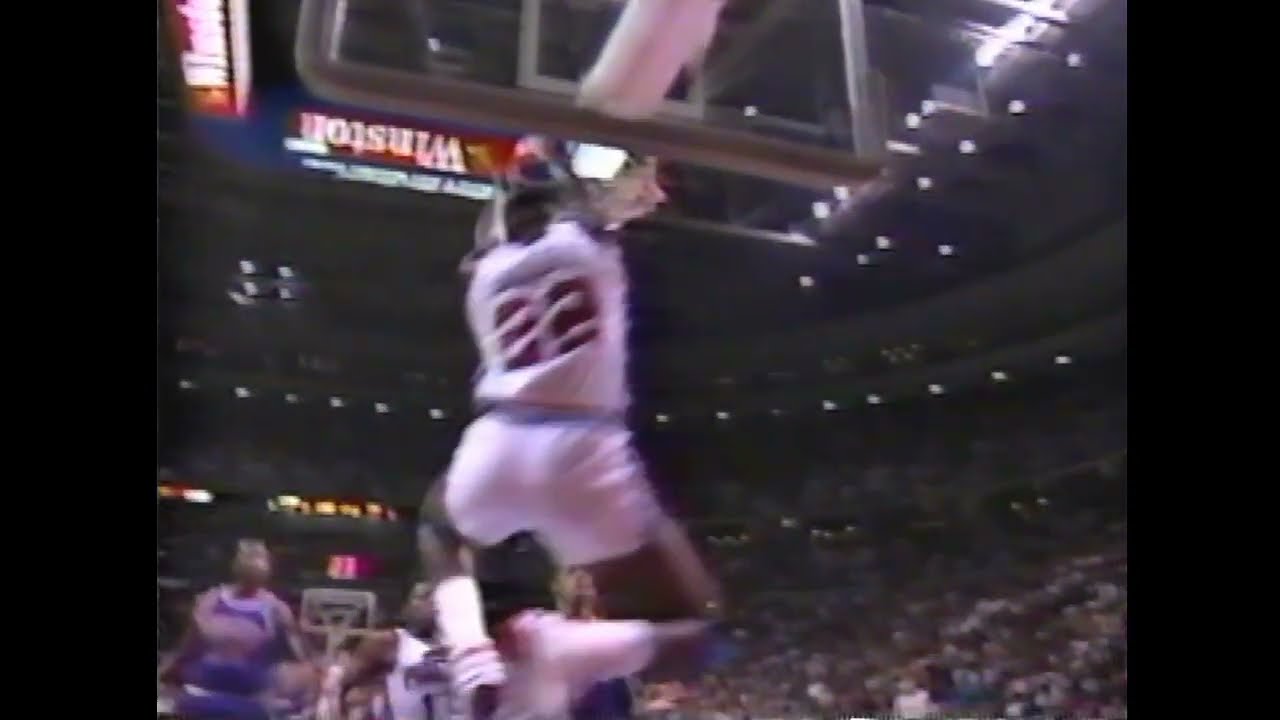 John Salley's Double-Pump Dunk vs. Phoenix