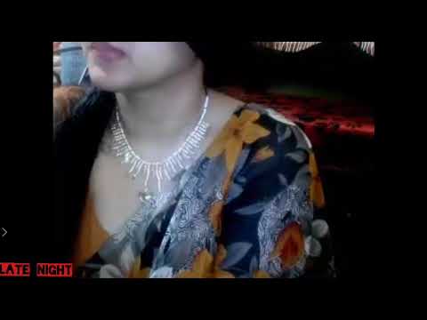 Desi Boobd