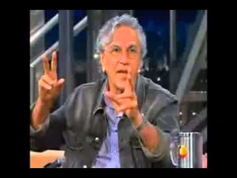 Caetano no programa do Jô, falando sobre a sua única experiência com o chá Ayahuasca