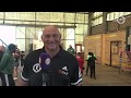 Van corona herstelde Willy geeft nu alweer bokstraining