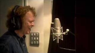 Simply Red - Farther up the road