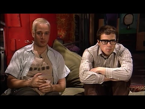 Rivers Cuomo and Matt Sharp interview for MTV (November 18, 1994)