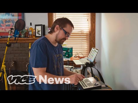 Wheatus Explains the True Meaning of Teenage Dirtbag | VICE on Twitch