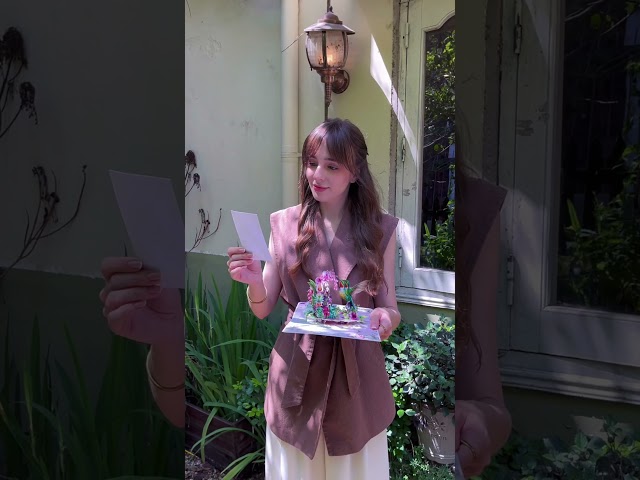 Vídeo relacionado con CUTPOPUP Glicina Colibrí - 3D Tarjeta Cumpleaños, Tarjetas Dia de La Madre, Regalos Originales Para Mujer, Regalos Para Mujer (Hummingbird Wisteria) US8-AN162ES.