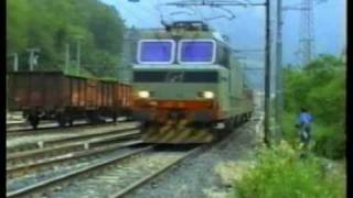 preview picture of video 'Il primo treno sulla nuova Carnia-Pontebba'