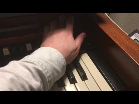 Hammond B-3 motor noise