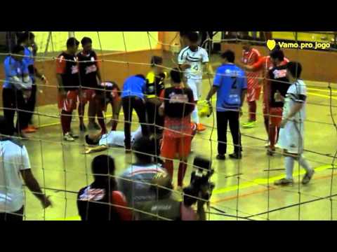 Lesão Walace Miranda - Metropolitana/UFG x Ajax/Drogaria São Gabriel - Goianão 2015