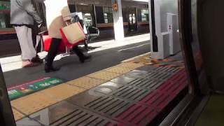 【ドア開閉】ひたすらドアが開いたり閉じたりする動画