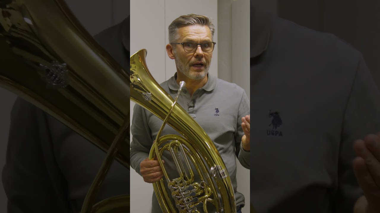 Theaterwörterbuch: Die Wagnertuba 