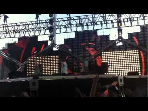 Tritonal "Cant Keep it in" - A State of Trance ASOT 550 Ultra Music Festival Miami 3/25/12