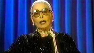 Vanessa Williams receives Lena Horne award.