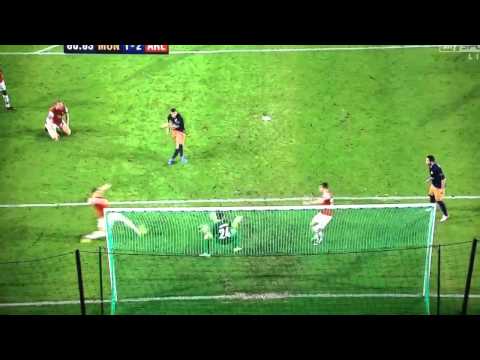 Arsenal v Montpellier: Great save by Mannone, keeping his t