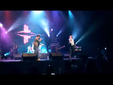 Lala Suwages & Joeniar Arif on Java Soulnation 2010.flv