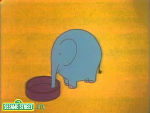 Sesame Street: 1-5 Counting Zoo Animals