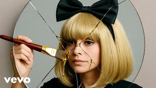 Download lagu Sia -  I Am Healing mp3
