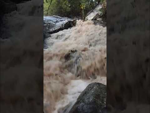 Cachoeira em Bom Jesus da Serra-BA 10/03