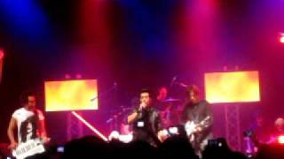 Moenia con El Vampiro - Matenme Porque Me Muero