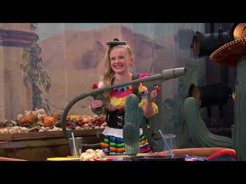 Jessie – Creepy Connie's Curtain Call clip6