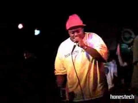 franco vs flo & the saurus