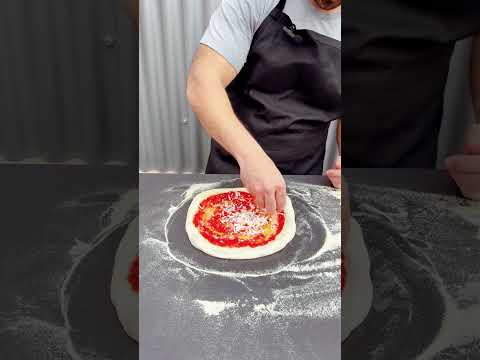 ככה זה נראה כשעושים פיצה נכון