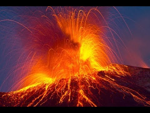 RAW Hawaii Kilauea Volcano Major Earthquakes causes Dangerous LAVA FLOW May 6 2018 News Video