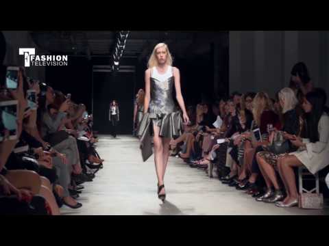 GUY LAROCHE Ready-to-Wear Paris Fashion Week Spring/Summer 2017