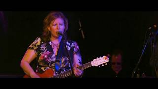 SUZIE VINNICK - Watch Me