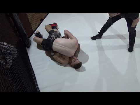Charity Cage Wars Wrexham - Kieran Townsend vs James Tinsley (2-11-19)