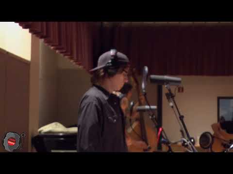 Isobel Campbell & Mark Lanegan perform Come on Over (Turn Me On) (Live on Sound Opinions)
