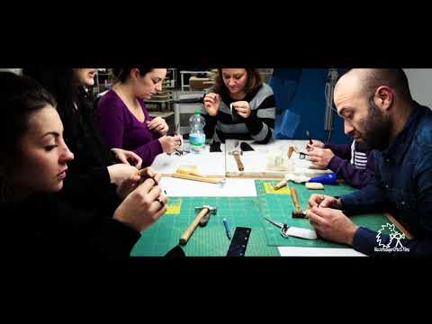 Planet corso di Pelletteria addetto al banco e macchina